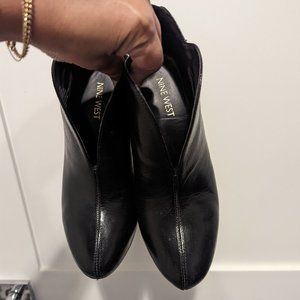 Nine West ankle bootie